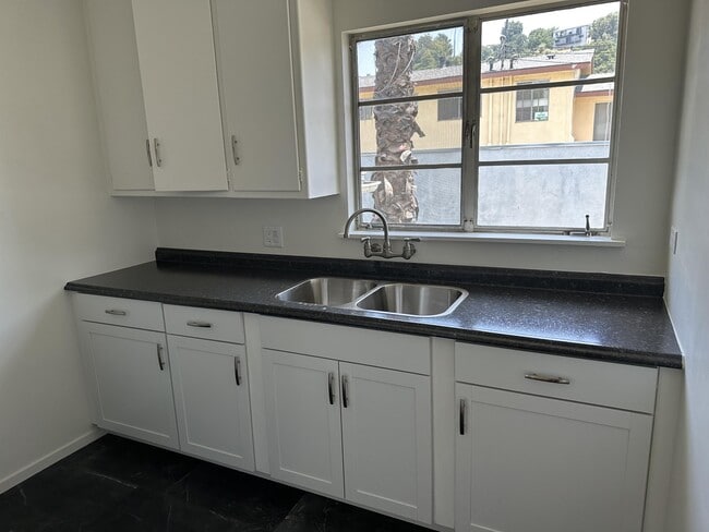 Photo - 1843 Linda Rosa Ave