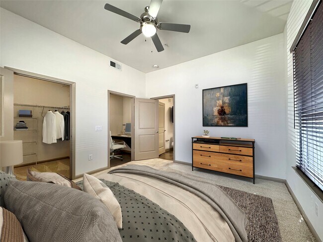 Photo - 306 McGowen St Unidad 1113