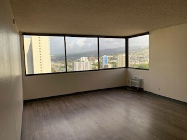 Photo - Kukui Plaza - 2 bedroom, 1 bath condo with 1 parking Unit D2315