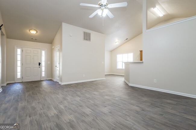 Photo - 6190 Winston Trce