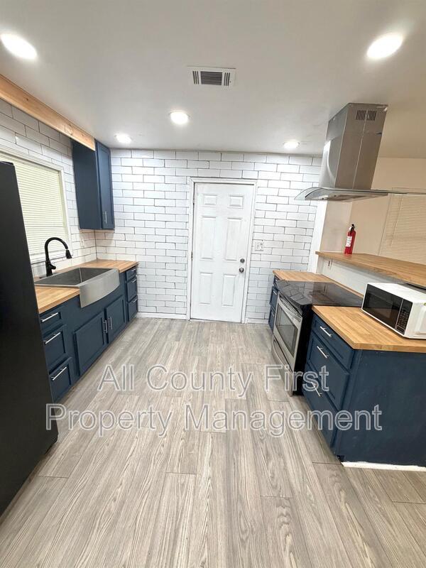 Photo - 1623 Sherrill Dr