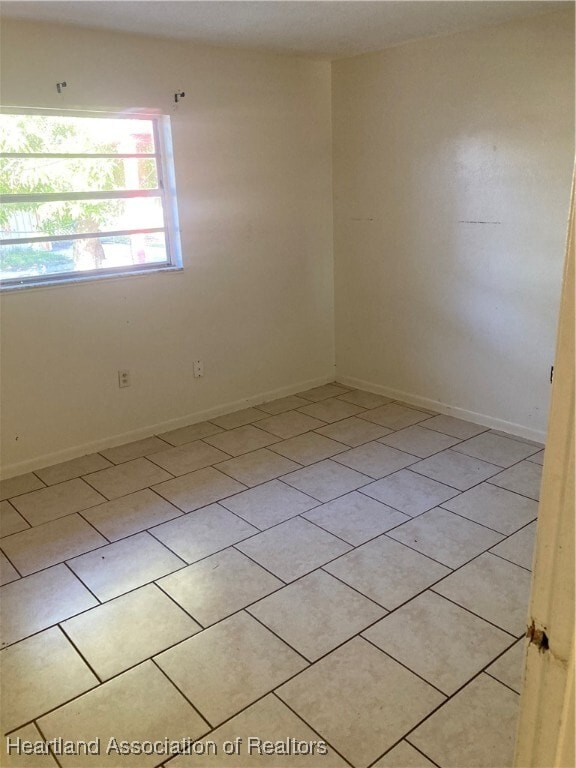 Photo - 615 Denise Ave