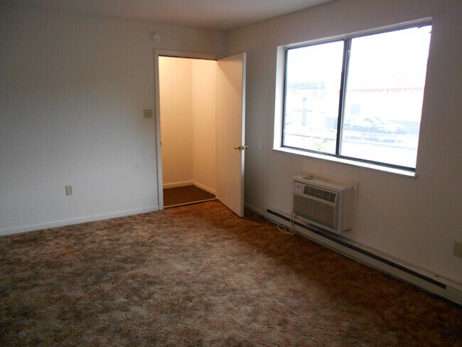 Living Room - 324 Charles St