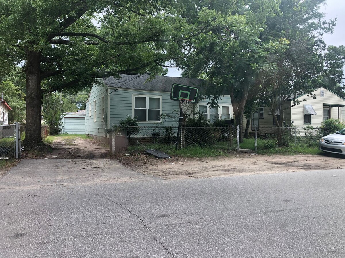 Charming Ranch - Charming Ranch House