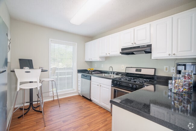Dune 2BR, 2BA - 1,325SSF - Kitchen