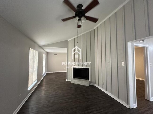 Photo - 6529 Mill Creek Rd