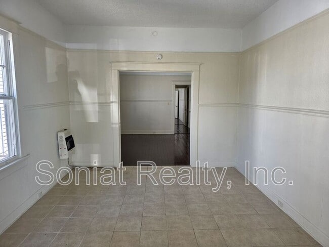 Photo - 430 S St Patrick St