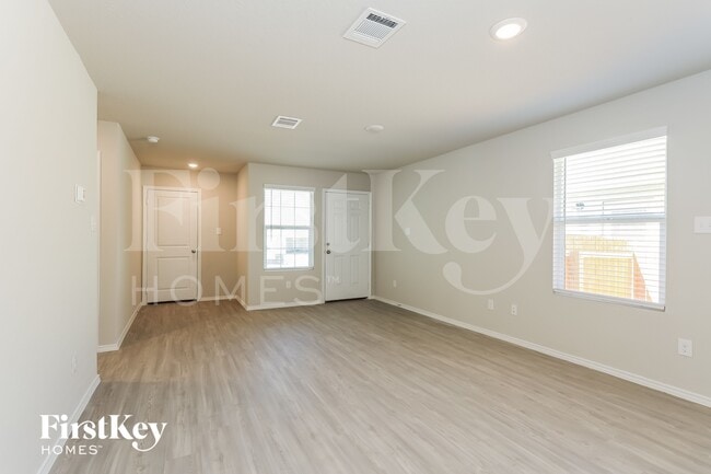 Photo - 10719 Prusiner Dr