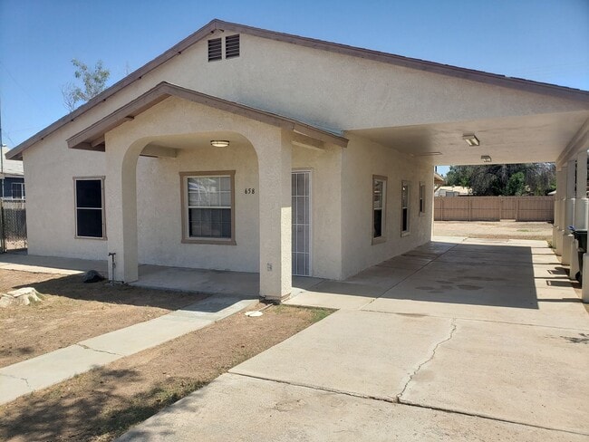 Building Photo - Home Coming Soon in Brawley!