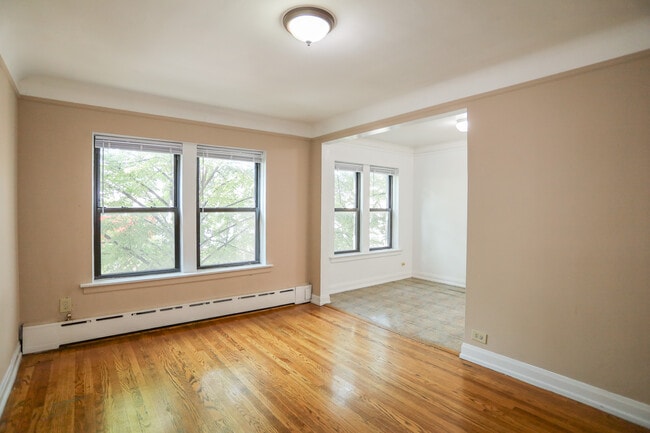 Photo - 5649 W Wellington Ave Unit #2N