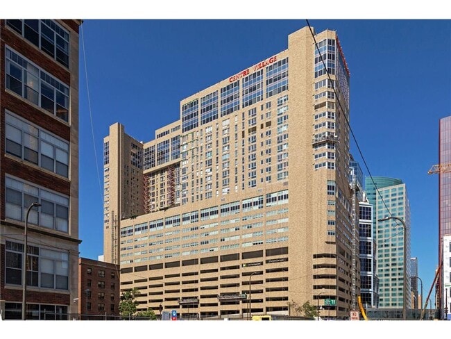 Building Photo - 433 S 7th St Unit 1701