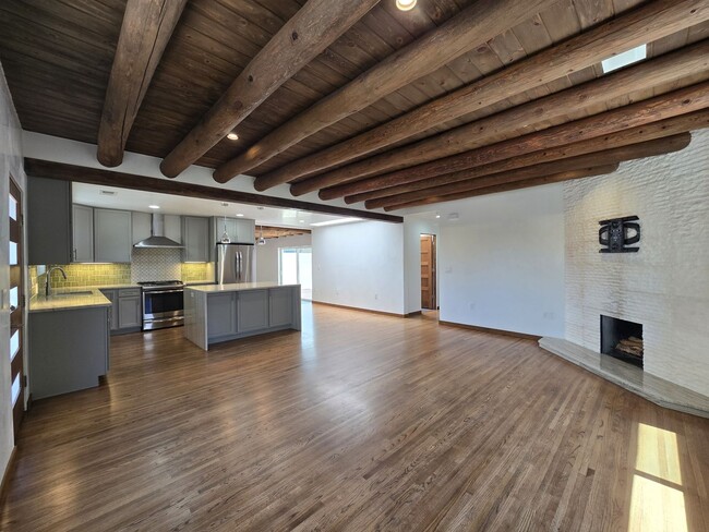 Building Photo - 127 Sereno Dr Rental