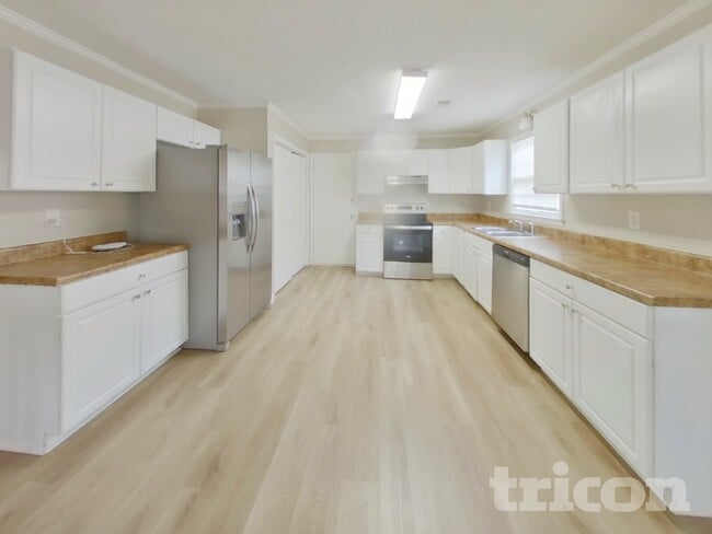 Photo - 1509 Sugarplum Pl SW