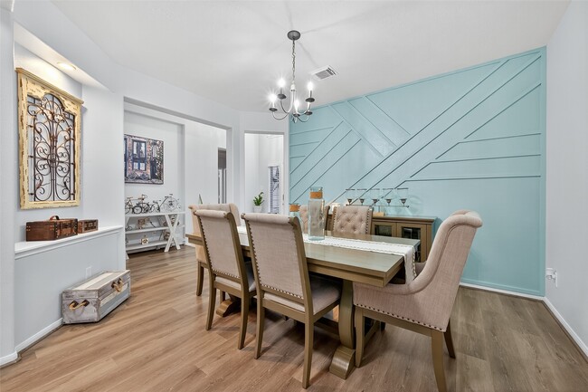 Photo - 19343 Dickson Park Dr