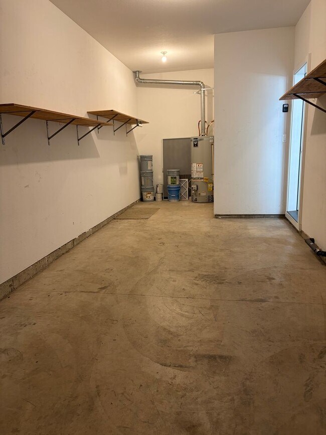 Photo - Newer Home in the Newberg Riverfront Development