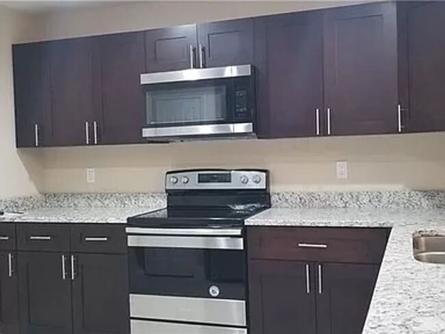 Photo - Duplex Unit For Rent In Port Charlotte