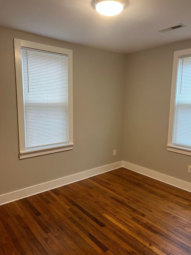 Photo - Available now. Great, FRESHLY UPDATED 3 BR/2 BA in North Charleston!