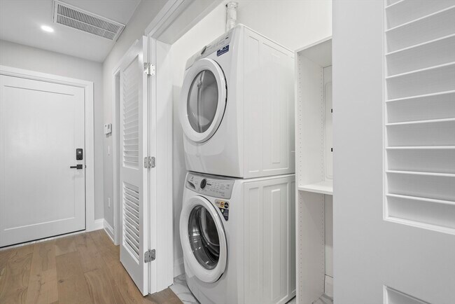 Photo - 44 Ellery St