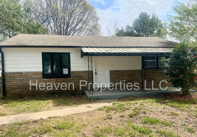 Photo - 2531 Crispin Ave