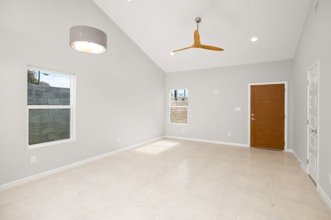 Photo - 2512 Brownjay Rd