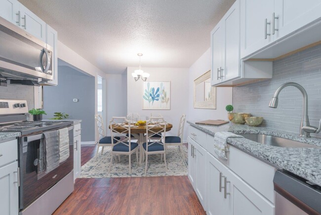 Photo - Kings Court Manor Apartment Homes