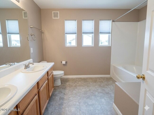 Photo - 4264 E Baylor Ln