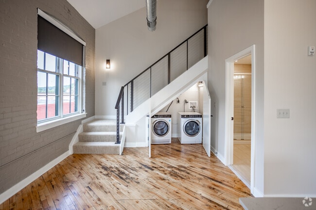 1BR, 1.5BA - 859 SF - The Lofts at Rockland Silk Mill