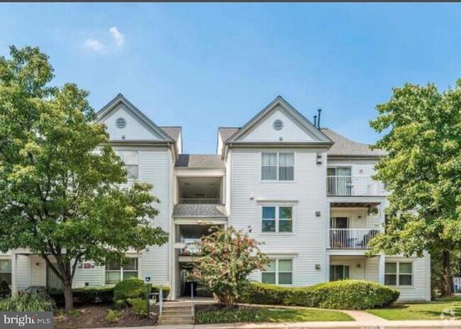 Building Photo - 12907 Churchill Ridge Cir Unit 8-6 Rental