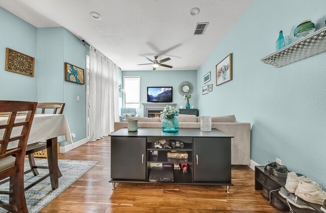 Photo - Beautifully updated 3-bedroom home close t...