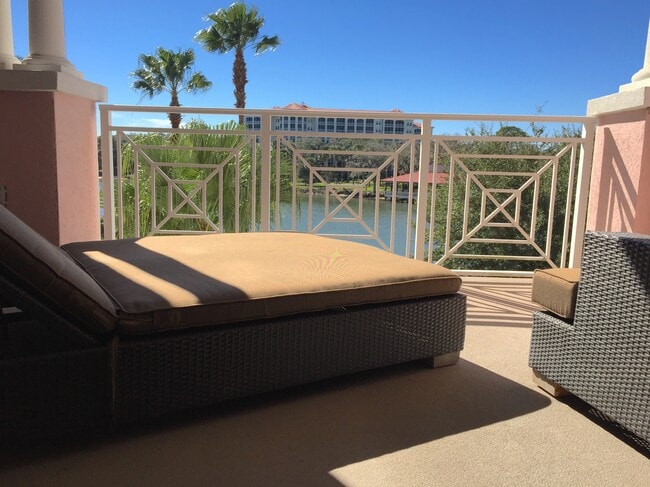 Building Photo - 102 Yacht Harbor Dr Unit #278