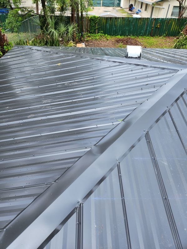 Photo - 213 SW 2nd Ct