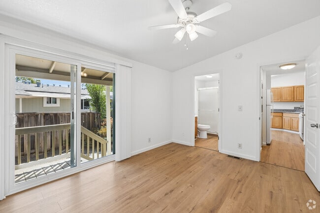 2BR, 2BA - 1140SF - Primary Bedroom - Newell Manor