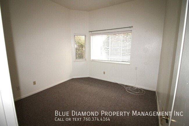 Photo - 1692 Hermosita Dr