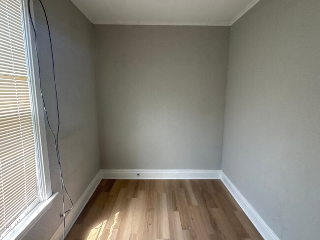Photo - 265 W 107th St