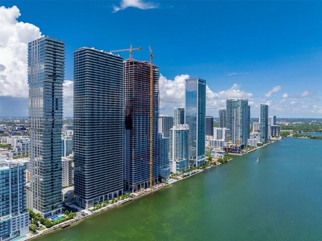 Building Photo - 700 NE 24 # 3707 MIAMI, FL 33137
