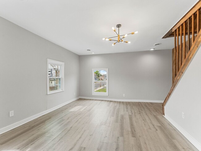 Photo - 120 S Main St Unidad Apt. B