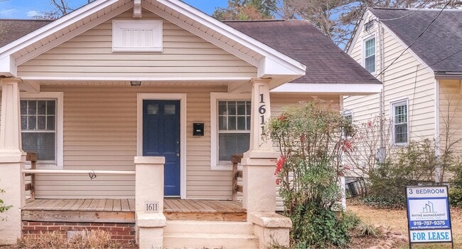 Photo - SHORT TERM HOME RENTAL AVAILABLE IN DESIRABLE HAYES BARTON/MIDTOWN--RANCH--3 BEDROOMS-2 BATHS--RO...