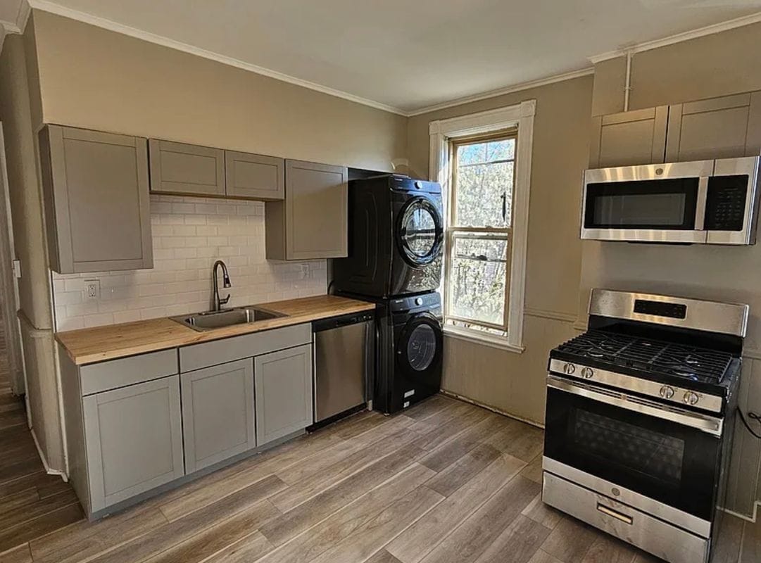 Photo - 343 4th St Unit 2