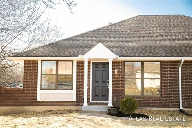 Photo - 1500 SW Sunset St