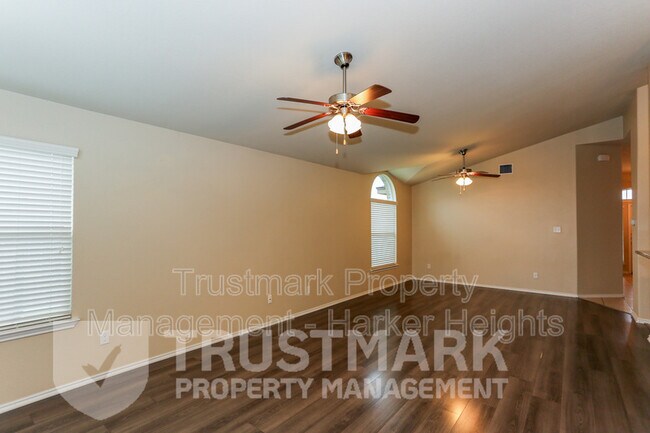 Photo - 9203 Cricket Dr