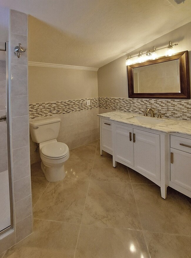 Photo - 344 Vesta Cir