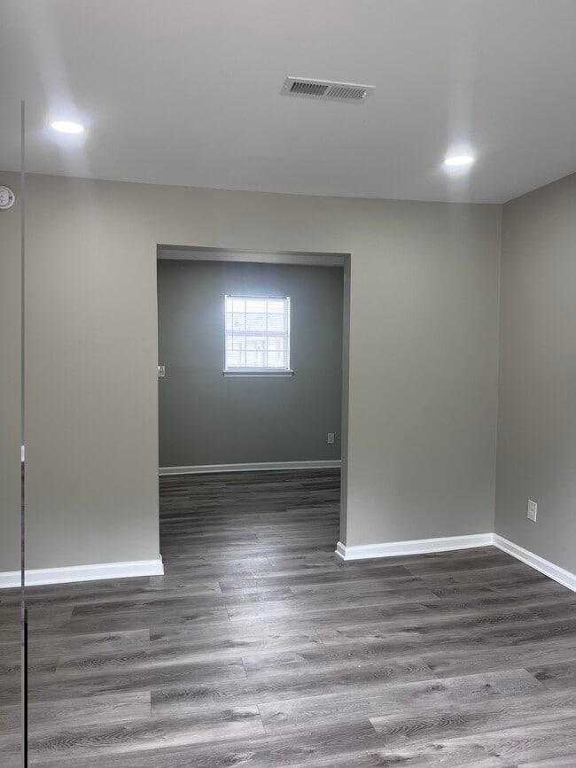 Photo - Fisher St. Apartments