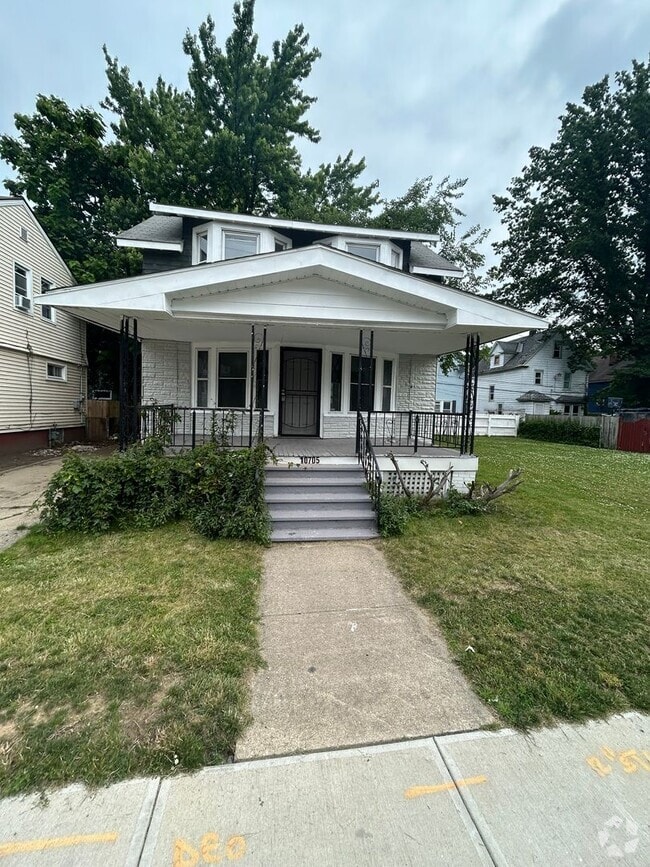 Building Photo - Section 8 Accepted! Rental