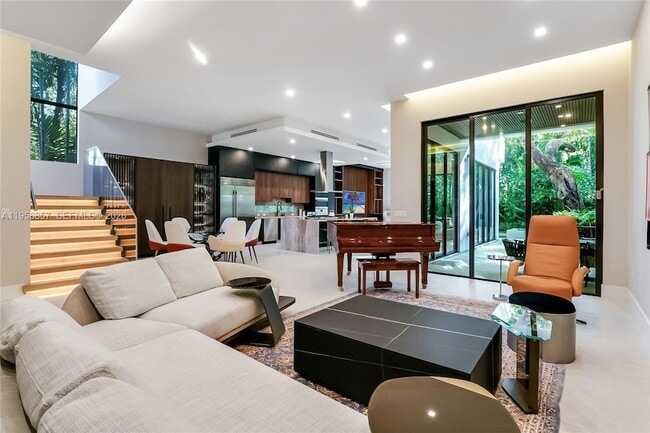 Photo - 2805 Freeman St