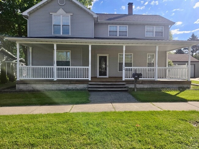 Photo - 304 N Main-Berrien Unit A