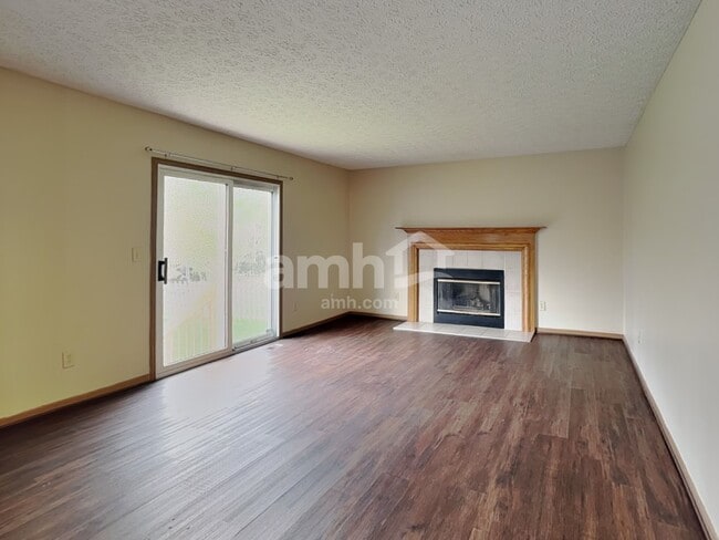 Photo - 2356 Maribeth Pl