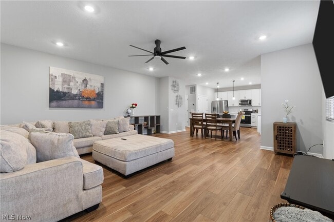 Photo - 64 Brewster Dr