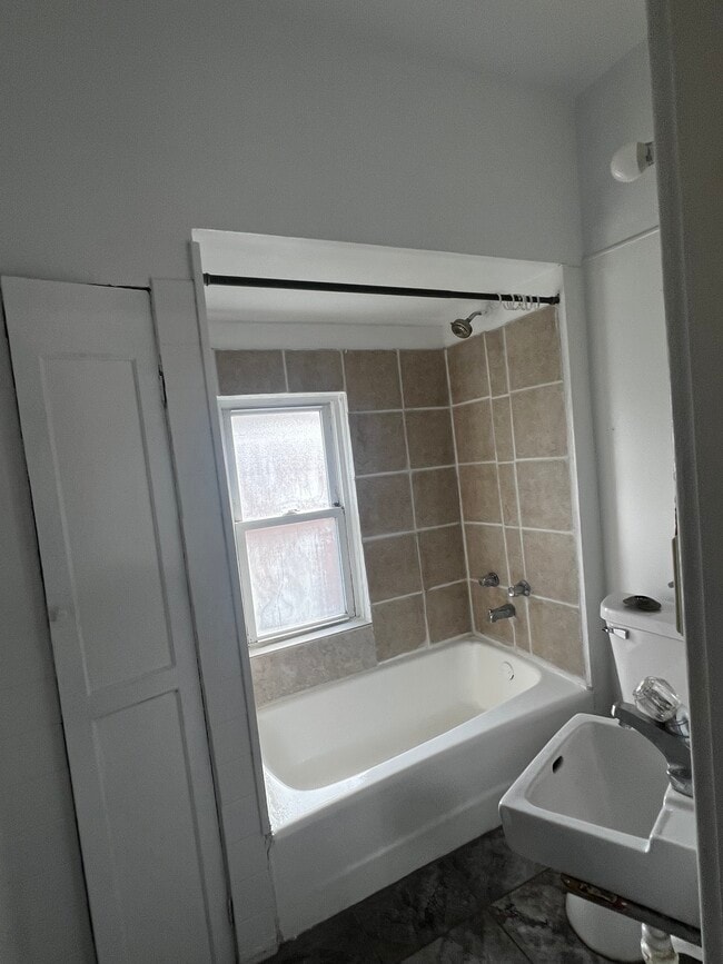 9025 Burlington Ave Unit 2floor