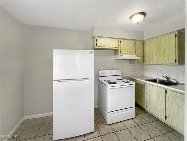 Photo - 13037 First St