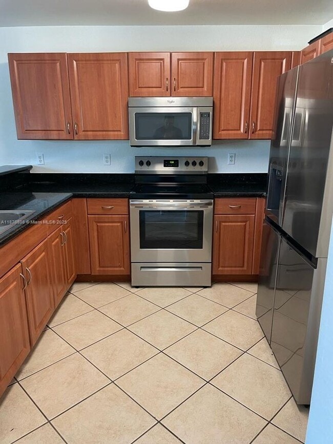 Building Photo - 11202 NW 83rd St Rental